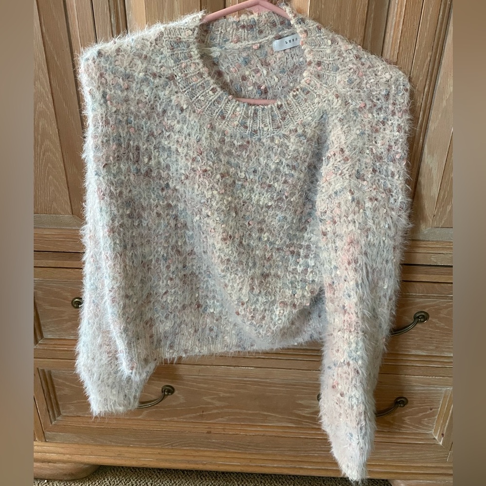 Lulus sweater